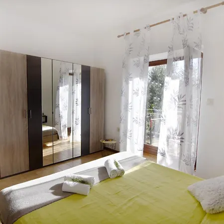 Retreat Near The Coast
